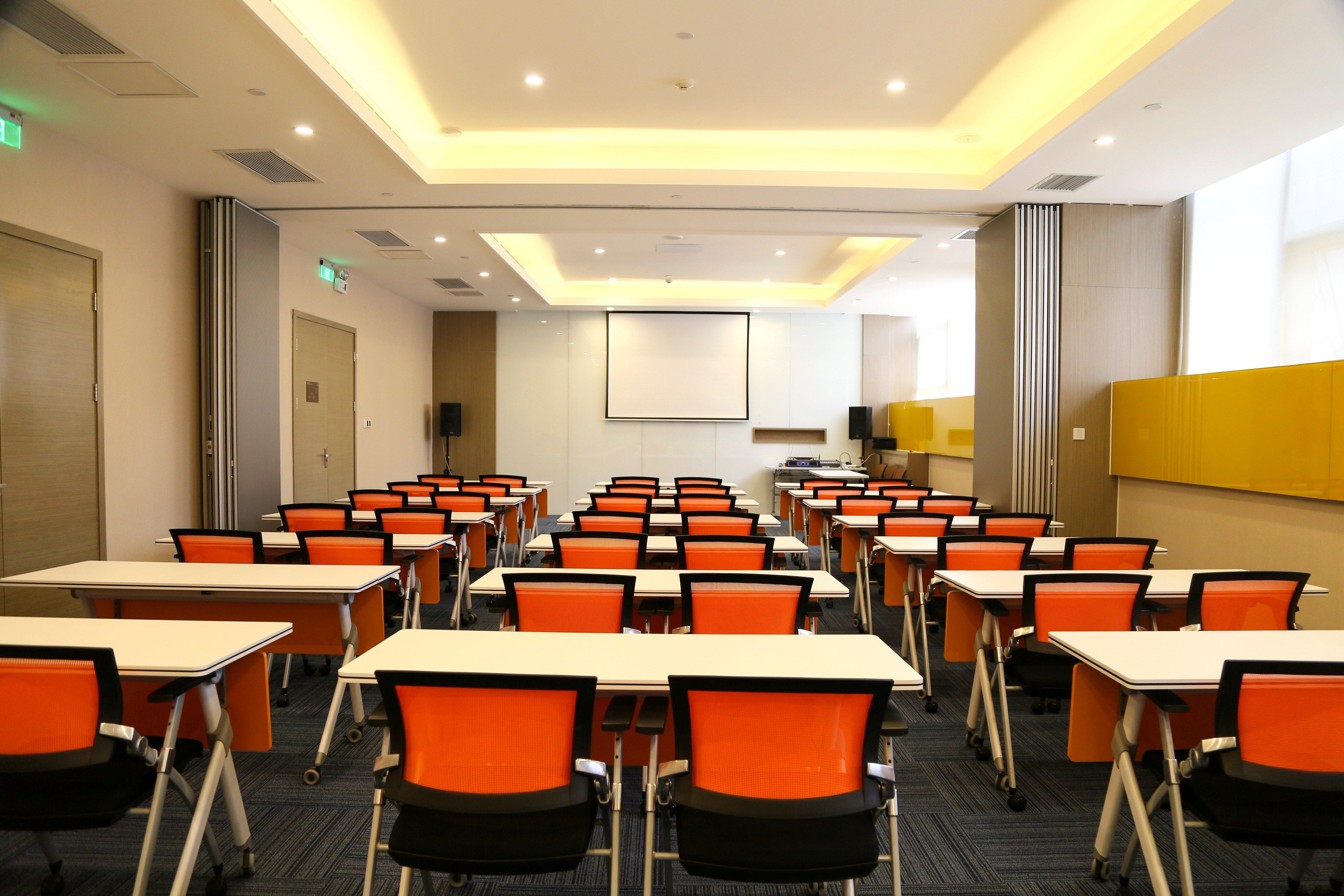 Holiday Inn Express Chengdu Jinniu By Ihg מראה חיצוני תמונה